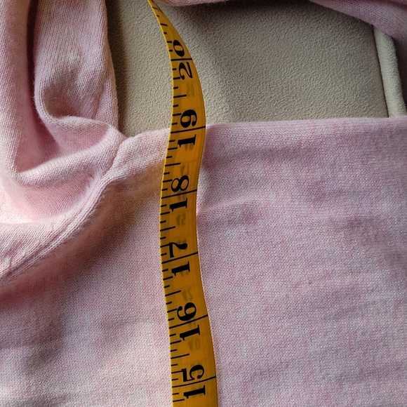 Land's End Pink sweater - Picture 5 of 7